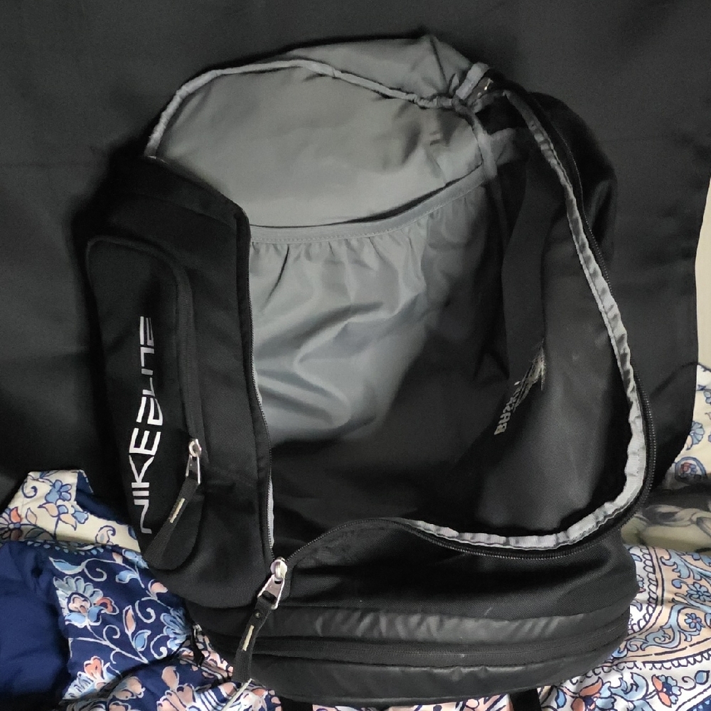 Nike Hoop Elite Max Air Backpack Black White Thunderhawks PVHS Logo - Picture 5 of 11